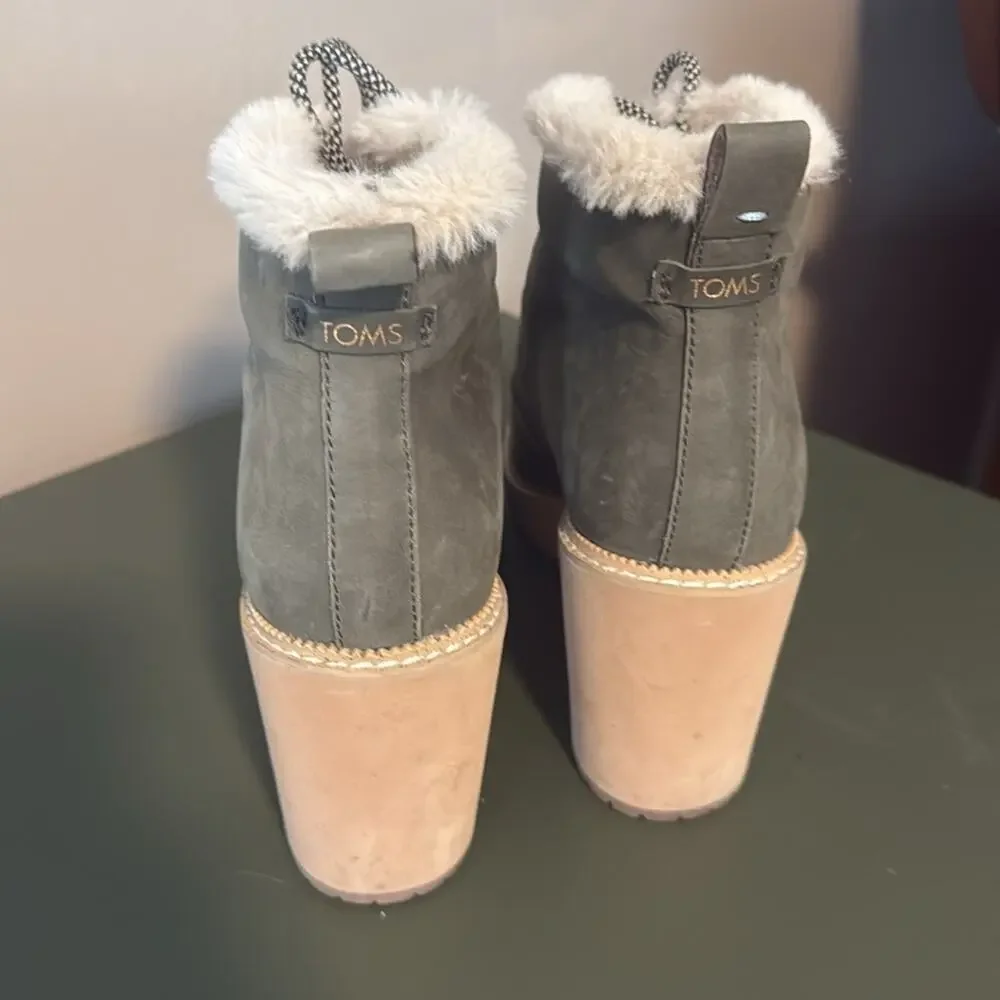 TOMS Melrose Wedge Ankle Boots Womens 9 Olive Green Nubuck Leather Booties
